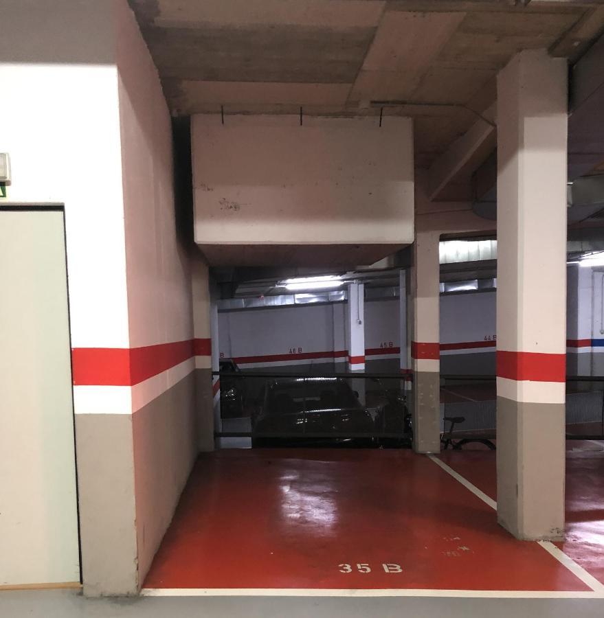 Parking, Vistas Al Mar Y Tres Habitaciones A Coruna Exterior photo